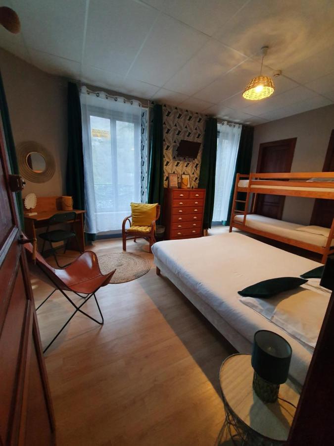 Auberge La Caverne Laruns Bagian luar foto