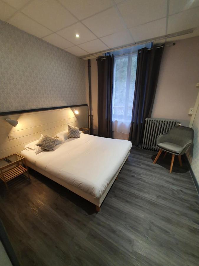 Auberge La Caverne Laruns Bagian luar foto