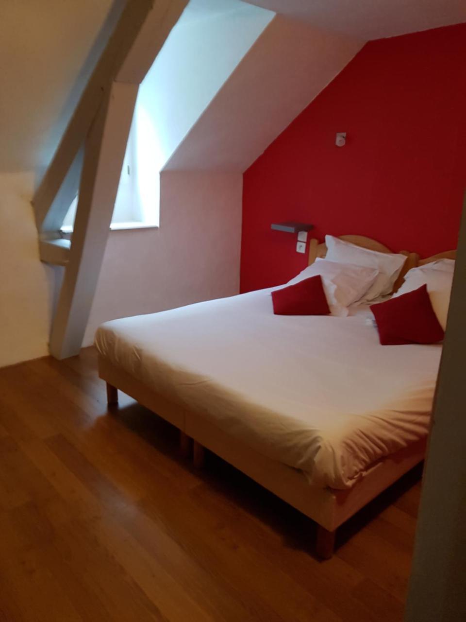Auberge La Caverne Laruns Bagian luar foto