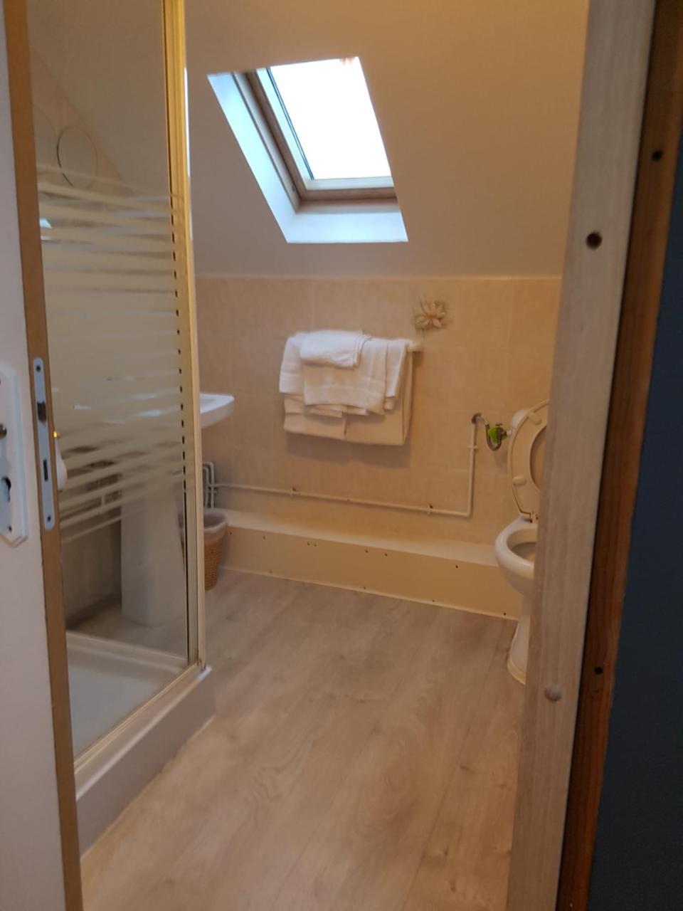 Auberge La Caverne Laruns Bagian luar foto